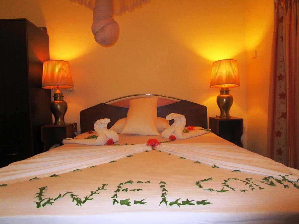 Hotel Shalini Anuradhapura Zimmer foto